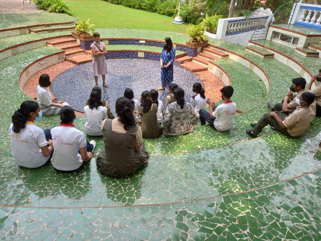 Art workshop/ Artist’s walkthrough at Sunapranta, Goa Centre for the arts visit